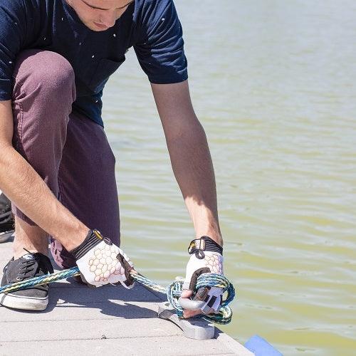 Load image into Gallery viewer, Sailing Gloves With Sticky Palm 3-4 Cut Fingers Kayaking &amp; More Unisex
