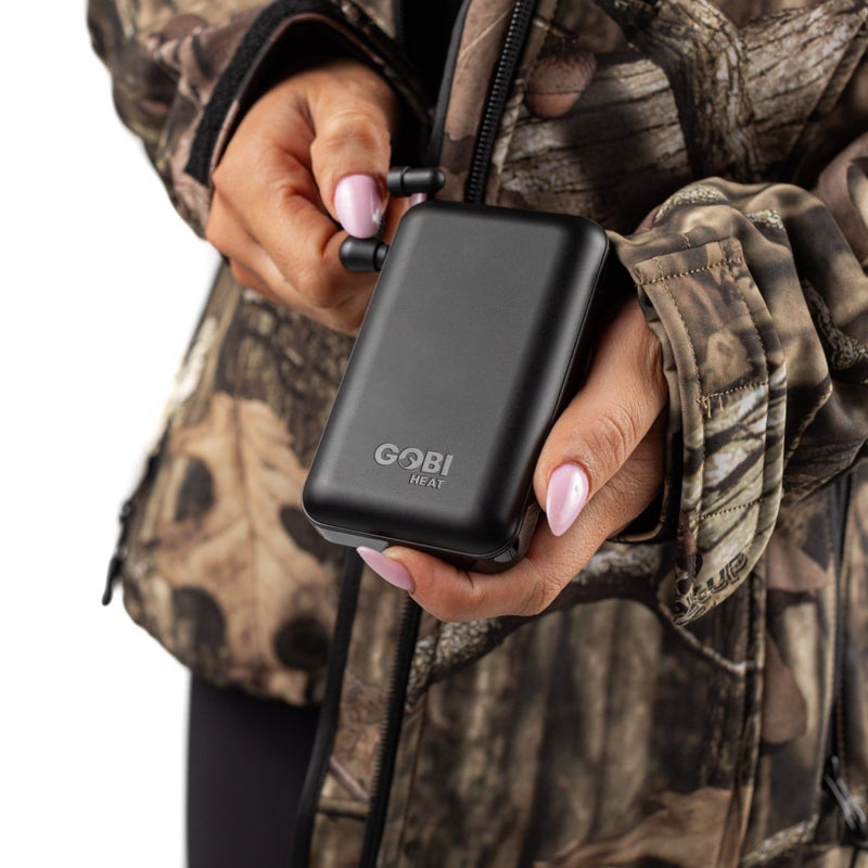 Load image into Gallery viewer, Sahara Women&#39;s Heated Hunting Jacket - Mossy Oak Camo
