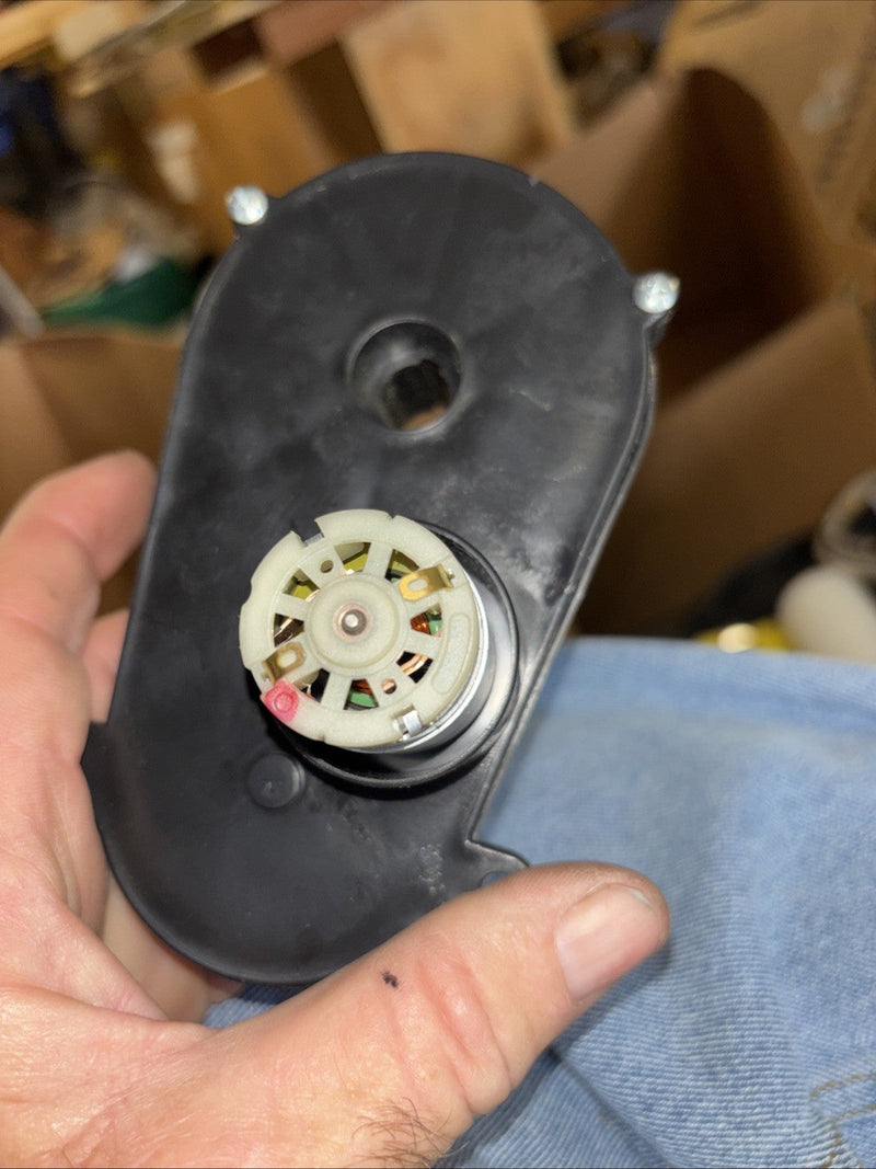 Load image into Gallery viewer, Electric 12V RS380 Steering System for Children&#39;s Ride-On Toys
