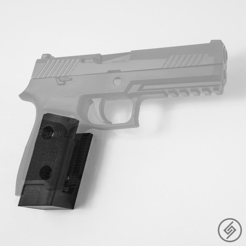 Load image into Gallery viewer, SIG P229/P250/P320 Pistol Wall Storage Hook
