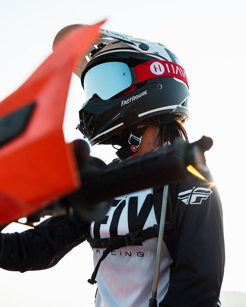 Load image into Gallery viewer, Silver Mirror Magnetic Infinity Lens
