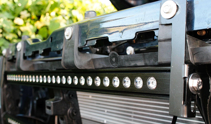 Load image into Gallery viewer, 2019-2021 Chevrolet Silverado 1500 Single 30in Light Bar
