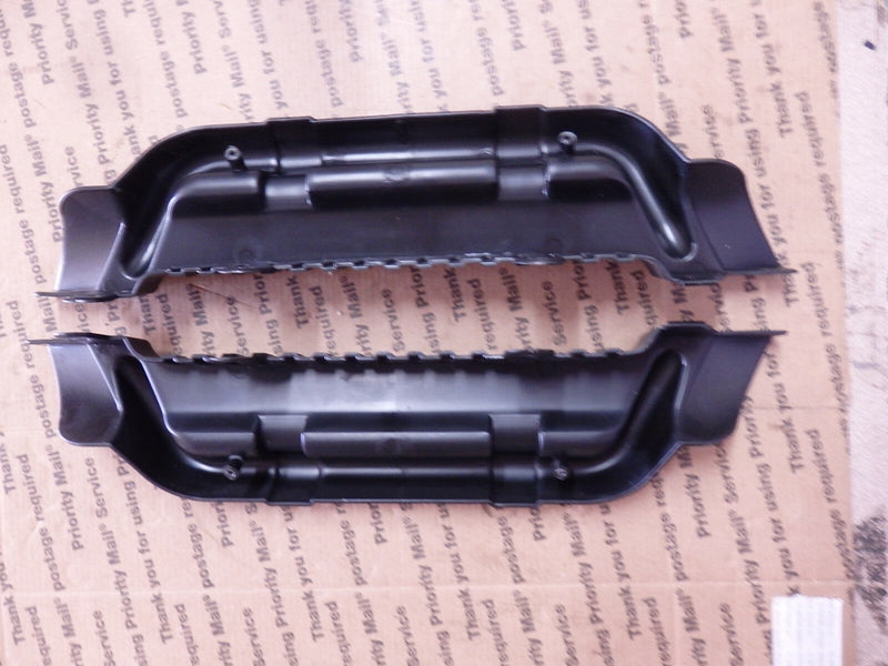 Load image into Gallery viewer, 12V Kids Ride-On Jeep Replacement Plastic Door Steps Pair
