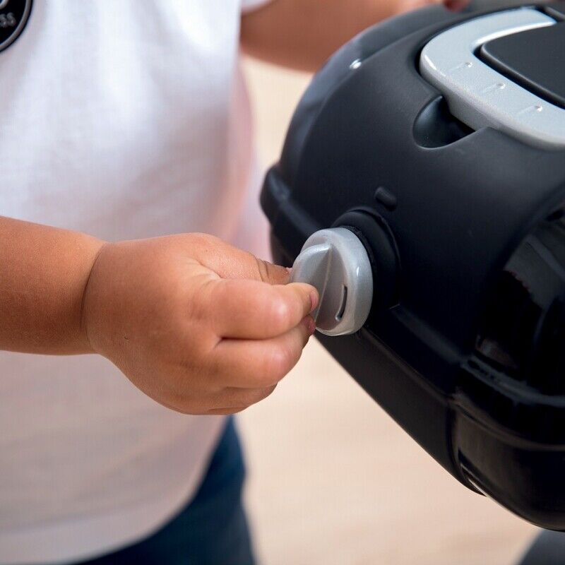 Load image into Gallery viewer, SMOBY Retro Scooter with Removable Trunk for On-the-Go Fun
