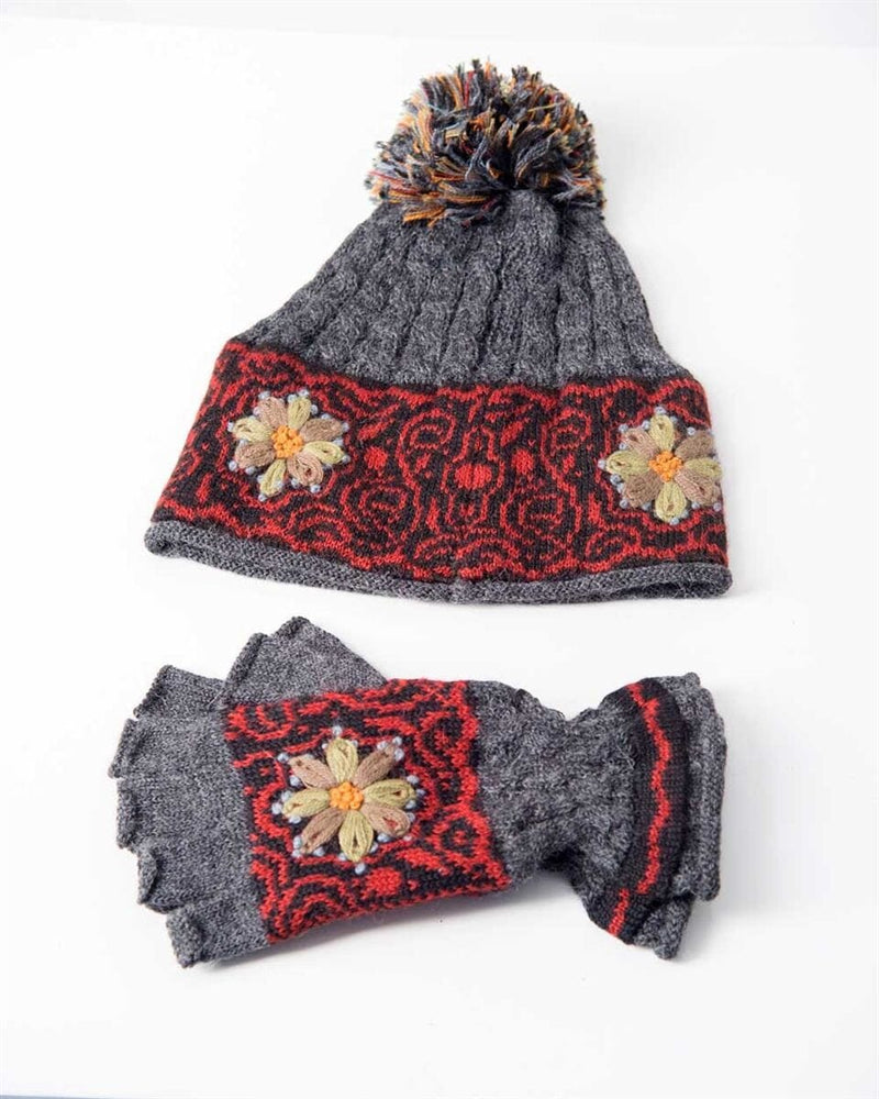 Load image into Gallery viewer, Smokey Mountain Alpaca Hat &amp; Fingerless Gloves Set
