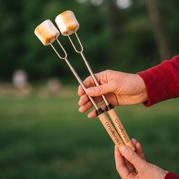 Load image into Gallery viewer, S’mores Sticks and Bag – 4 Pack
