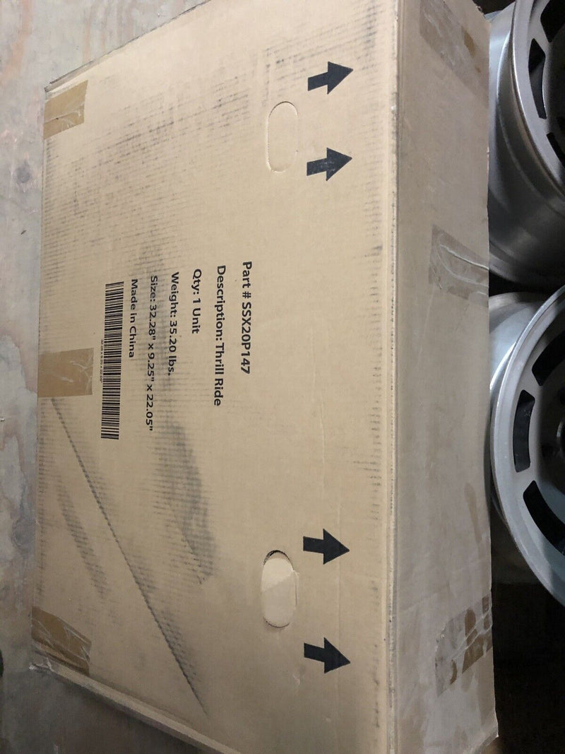 Load image into Gallery viewer, Snap-On Tools Tricycle Ride-On Scooter: Brand New in Box!
