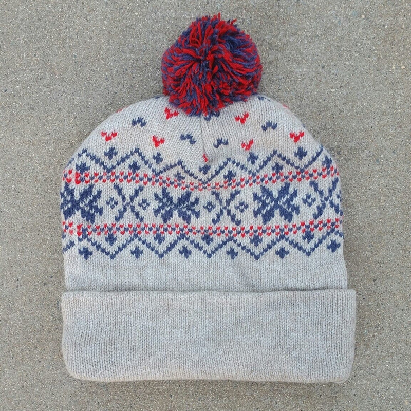 Load image into Gallery viewer, Snowflake Pom-Pom Alpaca Hat
