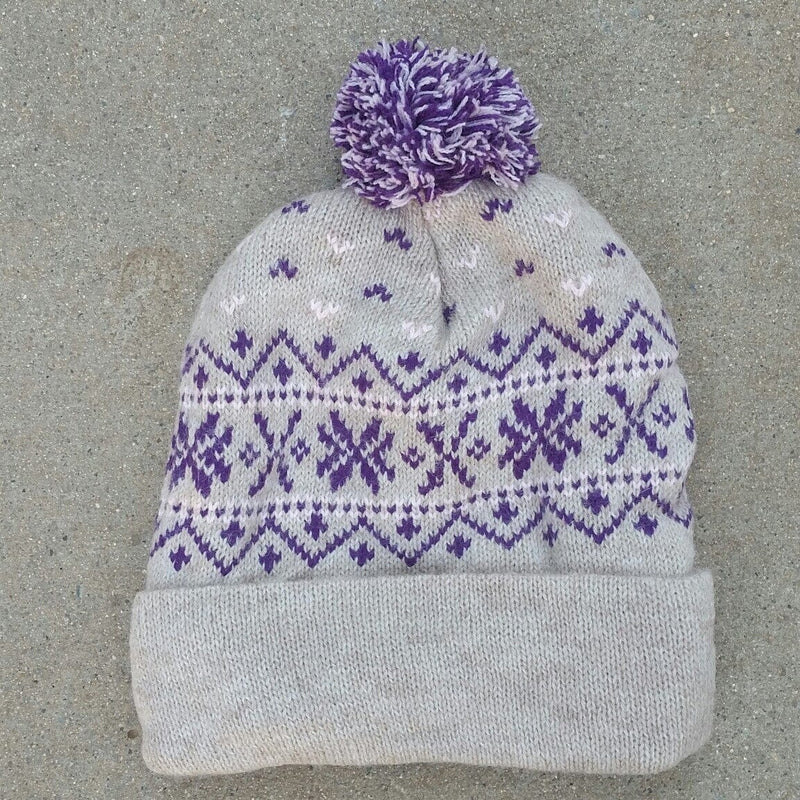 Load image into Gallery viewer, Snowflake Pom-Pom Alpaca Hat
