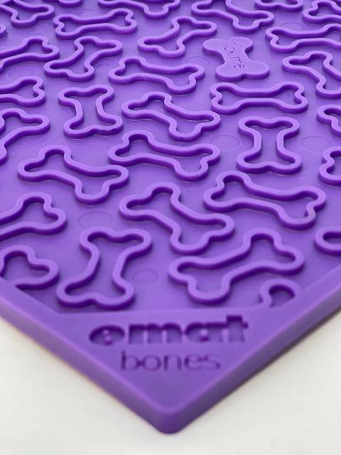 Load image into Gallery viewer, Bones eMat - Enrichment Lick Mat for Dogs and Cats | eMat Enrichment Toy for Anxiety Relief | SodaPup
