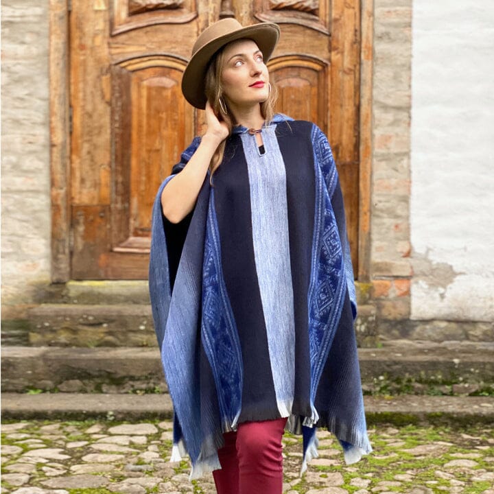 Load image into Gallery viewer, Soft Blues Alpaca Poncho
