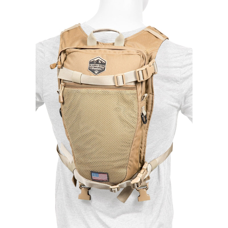 Load image into Gallery viewer, Stalker Hydration Pack

