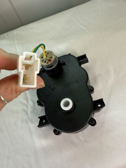 12V Children's Electric Car with Steering Gearbox