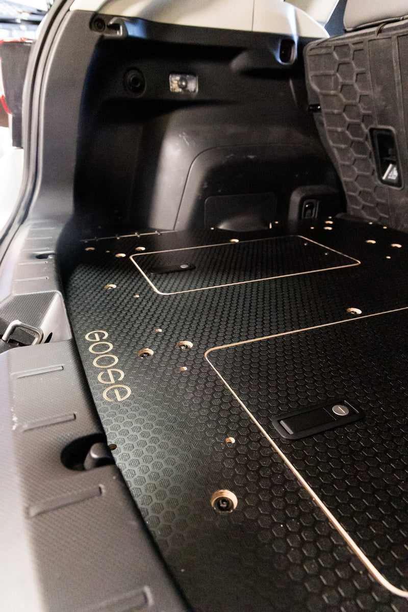 Load image into Gallery viewer, Subaru Crosstrek 2018-2023 2nd Gen. - Rear Plate System
