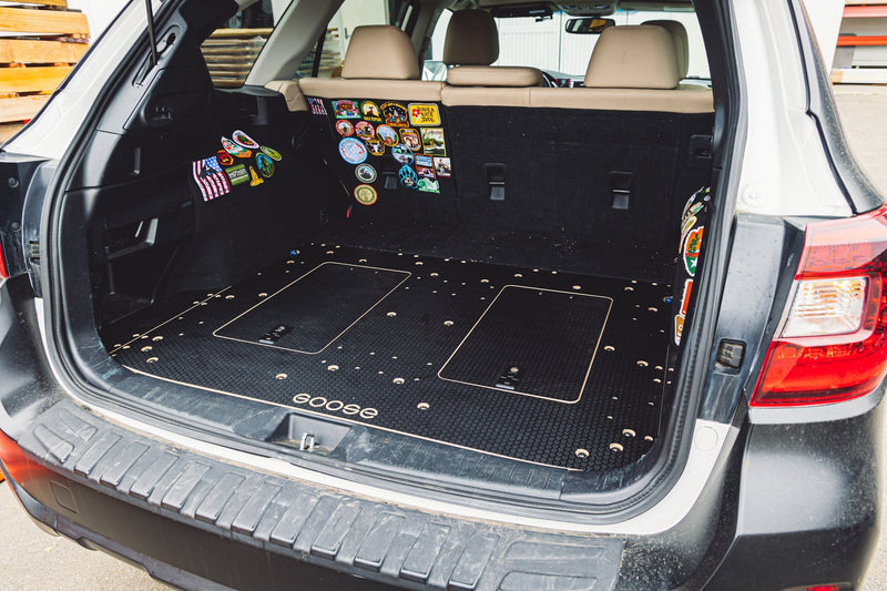 Load image into Gallery viewer, Subaru Outback 2015-2019 5th Gen. - Rear Plate System
