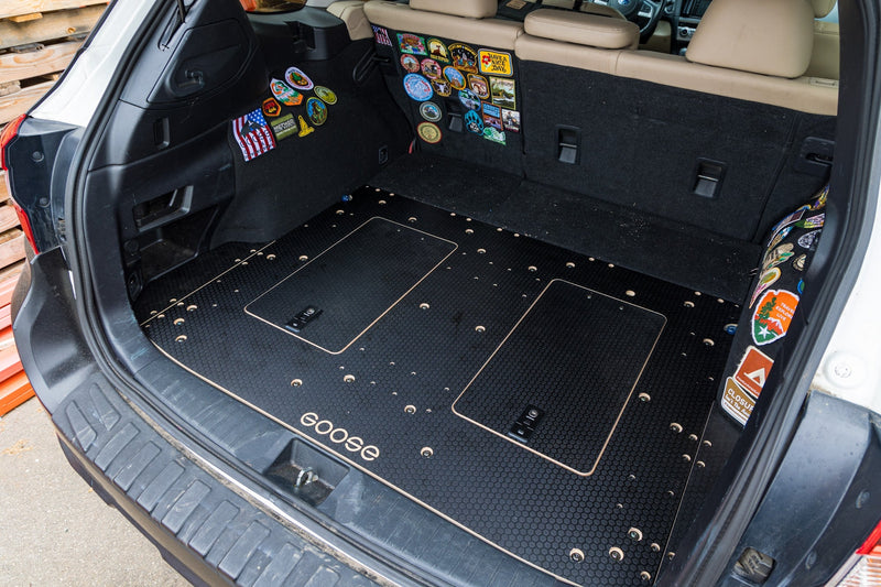 Load image into Gallery viewer, Subaru Outback 2020-2025 6th Gen. - Rear Plate System
