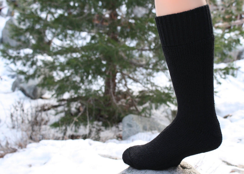 Load image into Gallery viewer, Superwarm Heavy Extreme Alpaca Socks
