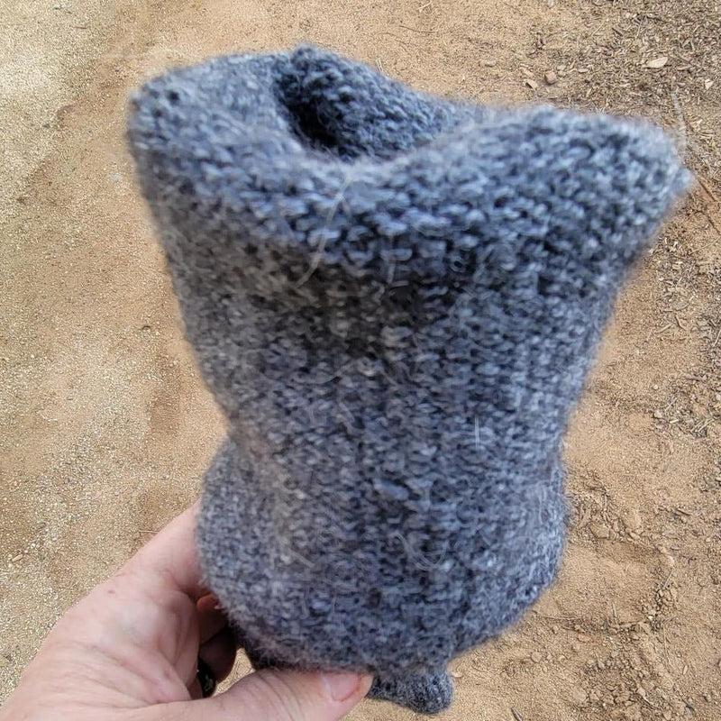 Load image into Gallery viewer, Superwarm Heavy Extreme Alpaca Socks
