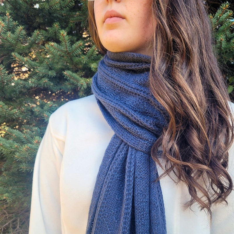 Load image into Gallery viewer, Suri Fleck Alpaca Scarf
