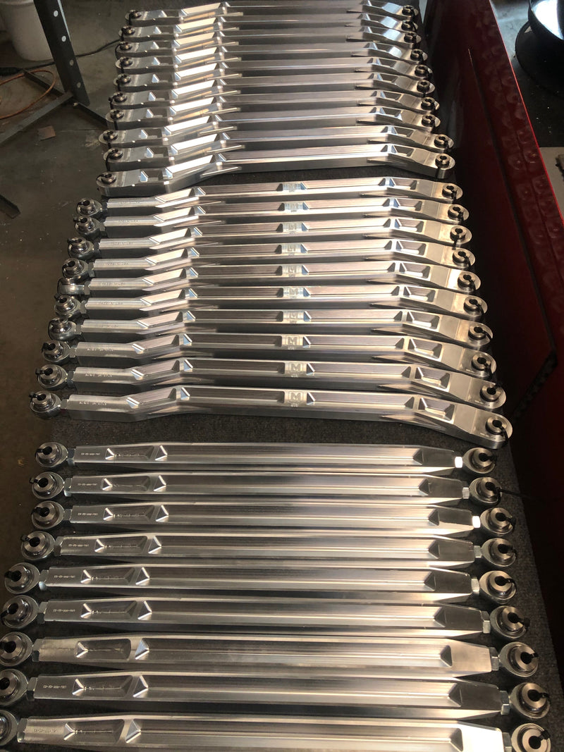 Load image into Gallery viewer, Can-Am Maverick X3 DS Radius Rod Kit (64in / 6 pc) High Clearance
