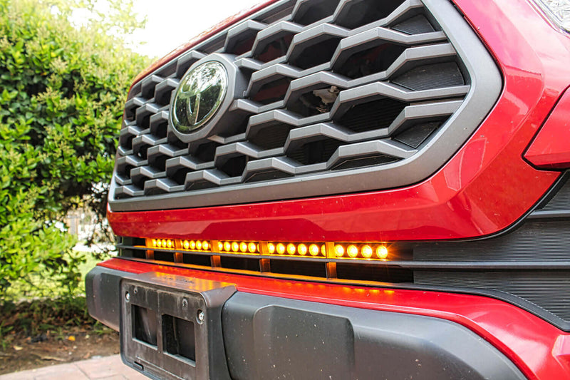 Load image into Gallery viewer, 2016-2023 Toyota Tacoma Single 30in Light Bar
