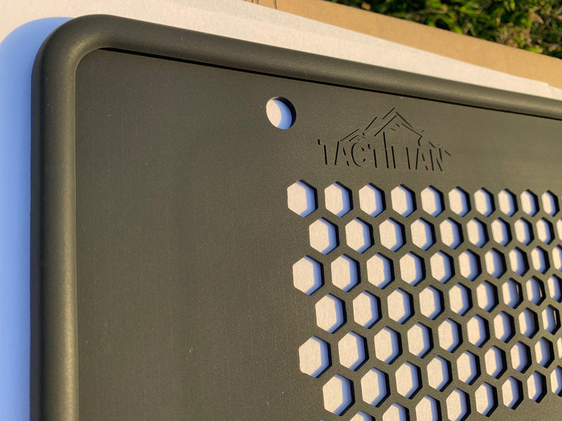 Load image into Gallery viewer, Silicone Anti-Rattle, Anti-Scratch License Plate Holder
