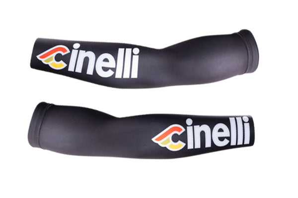 Load image into Gallery viewer, Cinelli Tempo Arm Warmers (Black / Cinelli Logo)
