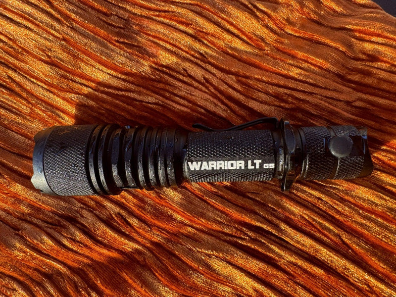 Load image into Gallery viewer, Warrior GEN5 LT-(Long Throw) - 3050 Lumen Tactical Flashlight
