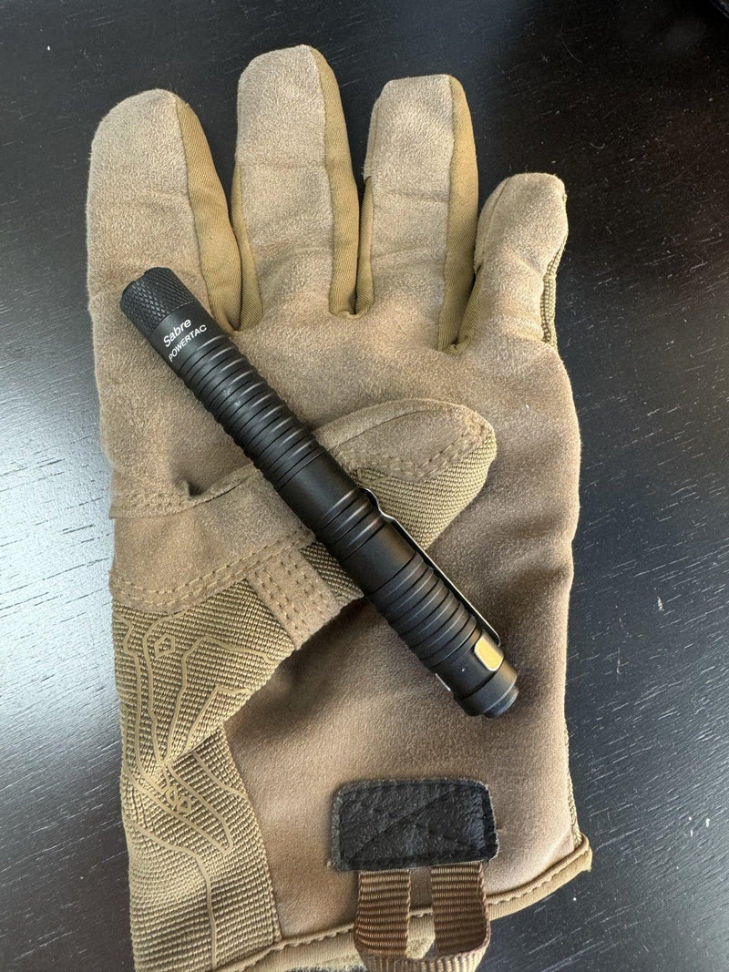 Load image into Gallery viewer, Sabre - 239 Lumen AAA Pen Light
