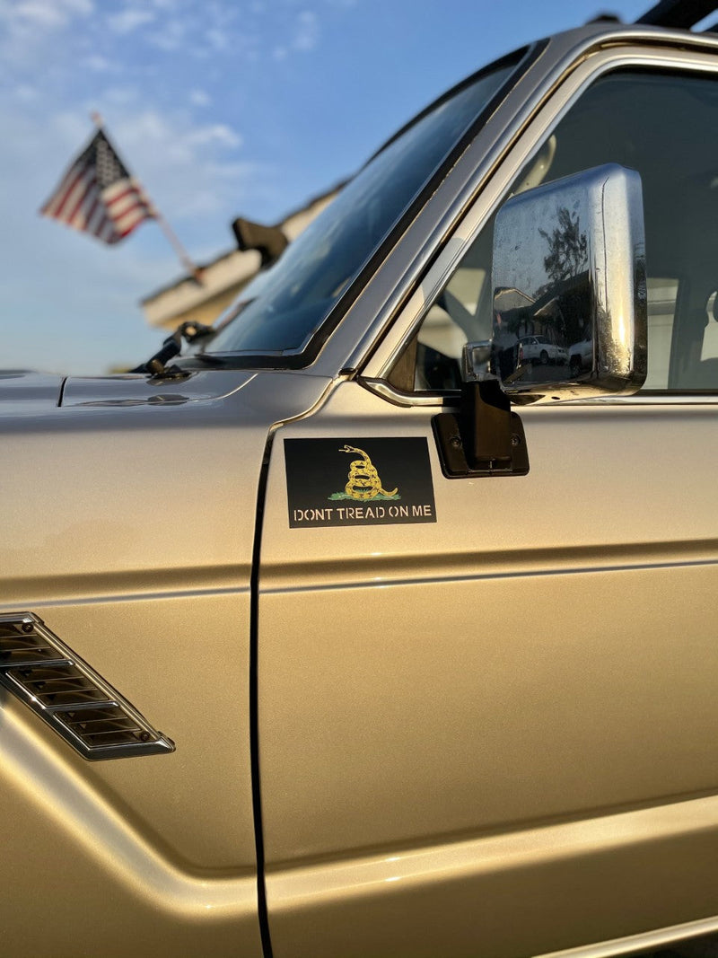 Load image into Gallery viewer, Gadsden Flag Magnet - “Don’t Tread On Me”
