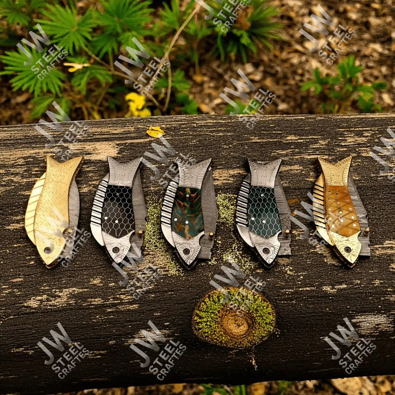 Load image into Gallery viewer, Hand Forged Damascus Steel Folding Knife – Honeycomb, Pinecone &amp; Brass Handle Variations
