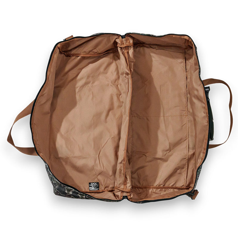 Load image into Gallery viewer, Waterproof XL 57.5L Waxed Duffle Bag
