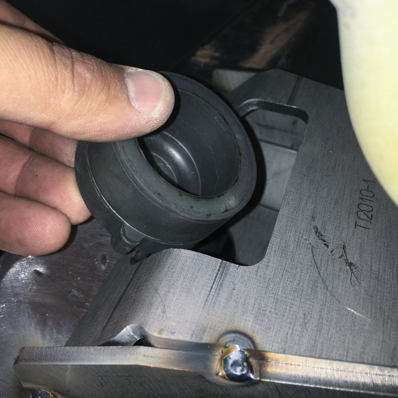 Load image into Gallery viewer, TJ Boatside Body Mounts - 1.25 inch lift
