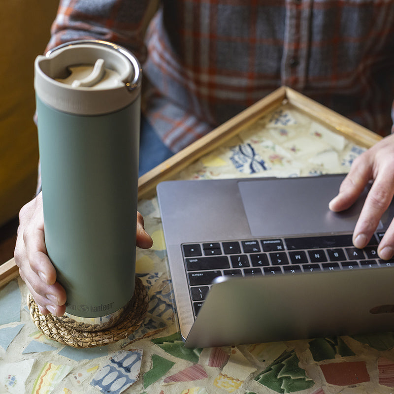 Load image into Gallery viewer, 20oz TKWide with Café Cap
