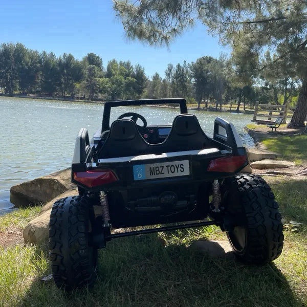 Load image into Gallery viewer, 24V Clash XL 4x4 Ride-On Buggy with Rubber Tires and Remote Control, Ages 1-10
