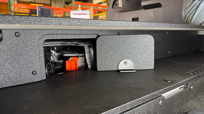 Load image into Gallery viewer, Toyota - 4Runner - 2025-Present - 6th Gen - Hybrid - Explore Series - Rear Plate System

