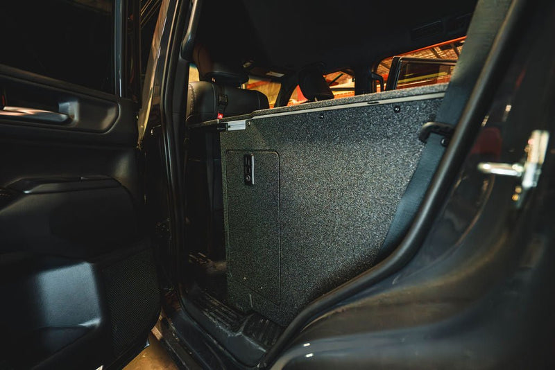 Load image into Gallery viewer, TOYOTA - LAND CRUISER - 2024-PRESENT - LC250 - EXPLORE SERIES - STEALTH SLEEP &amp; CHEF PACKAGE
