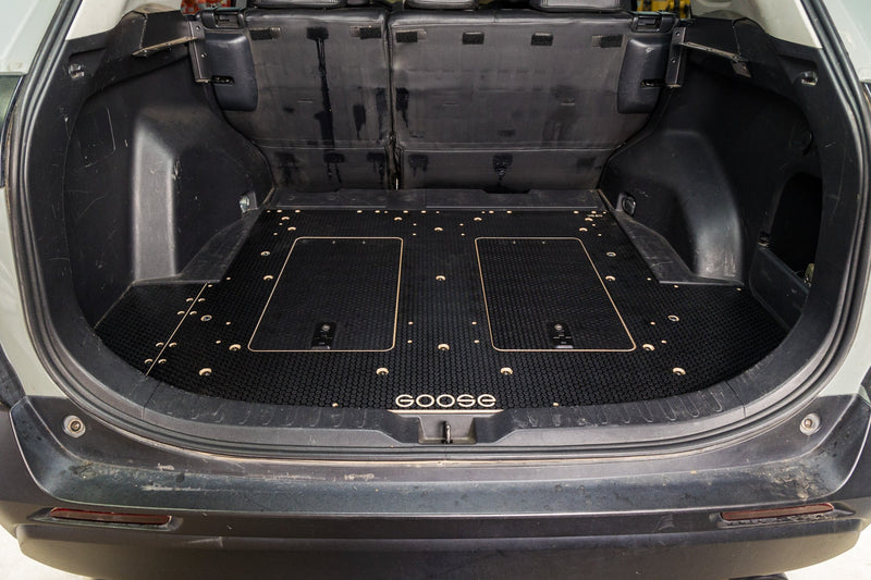 Load image into Gallery viewer, Toyota Rav4 2019-Present 5th Gen. - Rear Plate System
