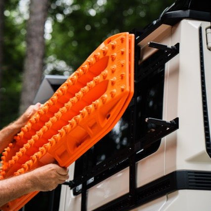 Load image into Gallery viewer, Recovery Board Carrier - Universal Mount - MaxTrax MKII &amp; Lite
