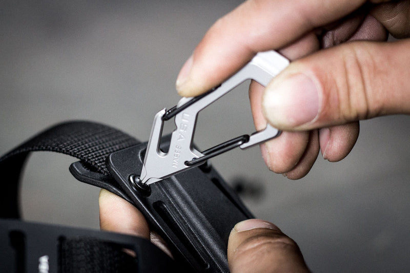 Load image into Gallery viewer, Talon Carabiner Multi-Tool S35VN
