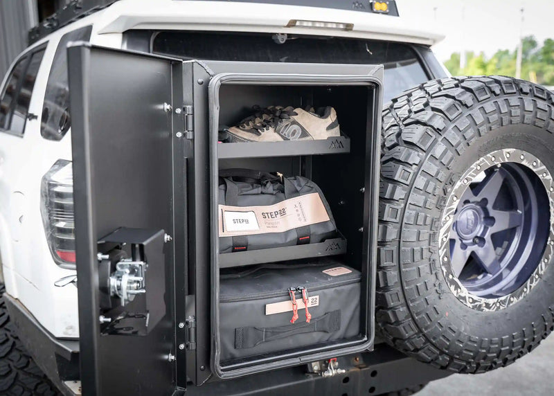 Load image into Gallery viewer, Universal Overland Storage Box (19x28x15)
