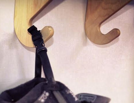 Load image into Gallery viewer, THE EXHIBITOR surfboard wall rack
