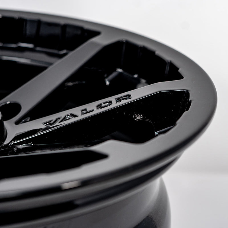 Load image into Gallery viewer, V01 UTV Wheel Gloss Black
