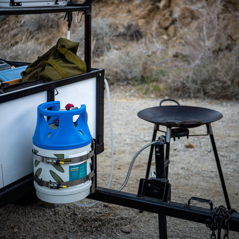 Load image into Gallery viewer, Foraker MARINE Bracket for 17 lb and 22 lb Viking Composite Propane Tank
