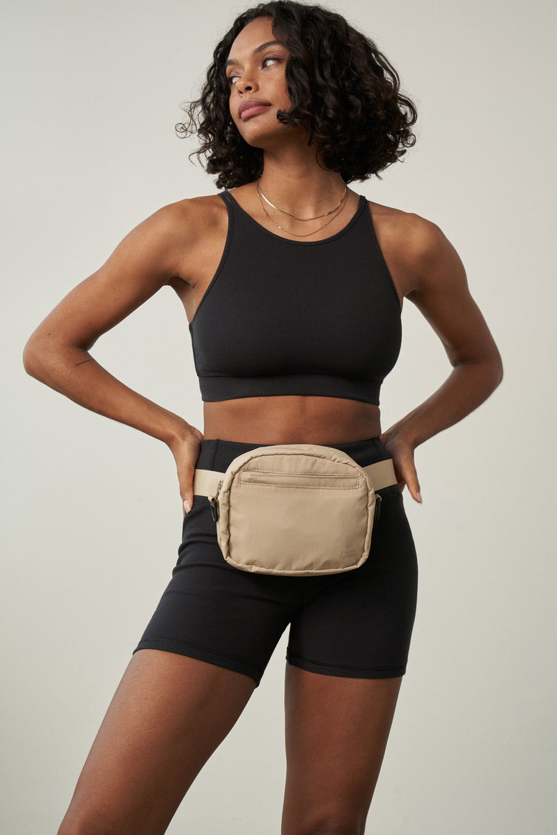 Load image into Gallery viewer, (Re)active™ 2L Convertible Crossbody

