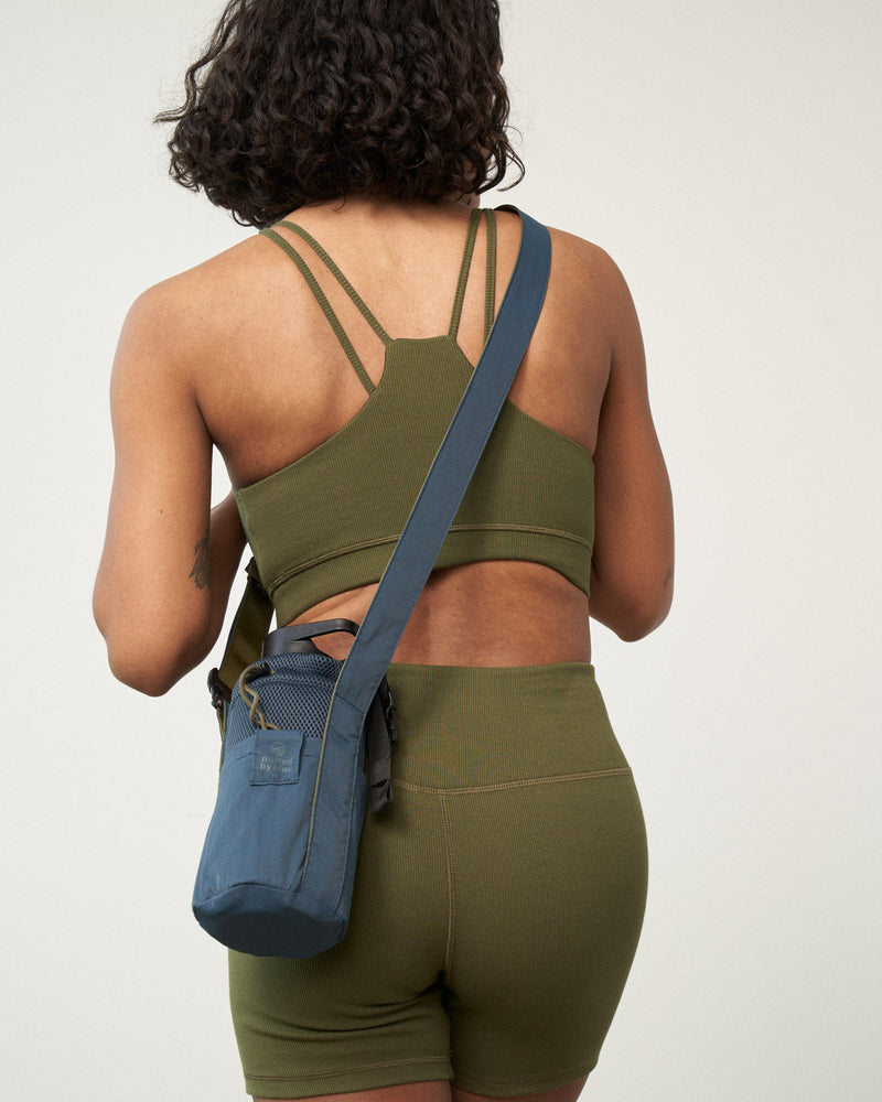 Load image into Gallery viewer, (Re)active™ Water Bottle Sling
