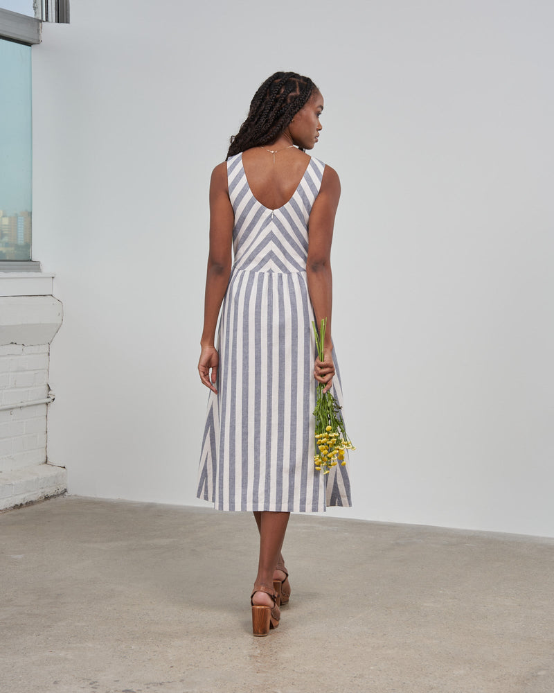 Load image into Gallery viewer, SoftHemp™ Chambray Midi Dress
