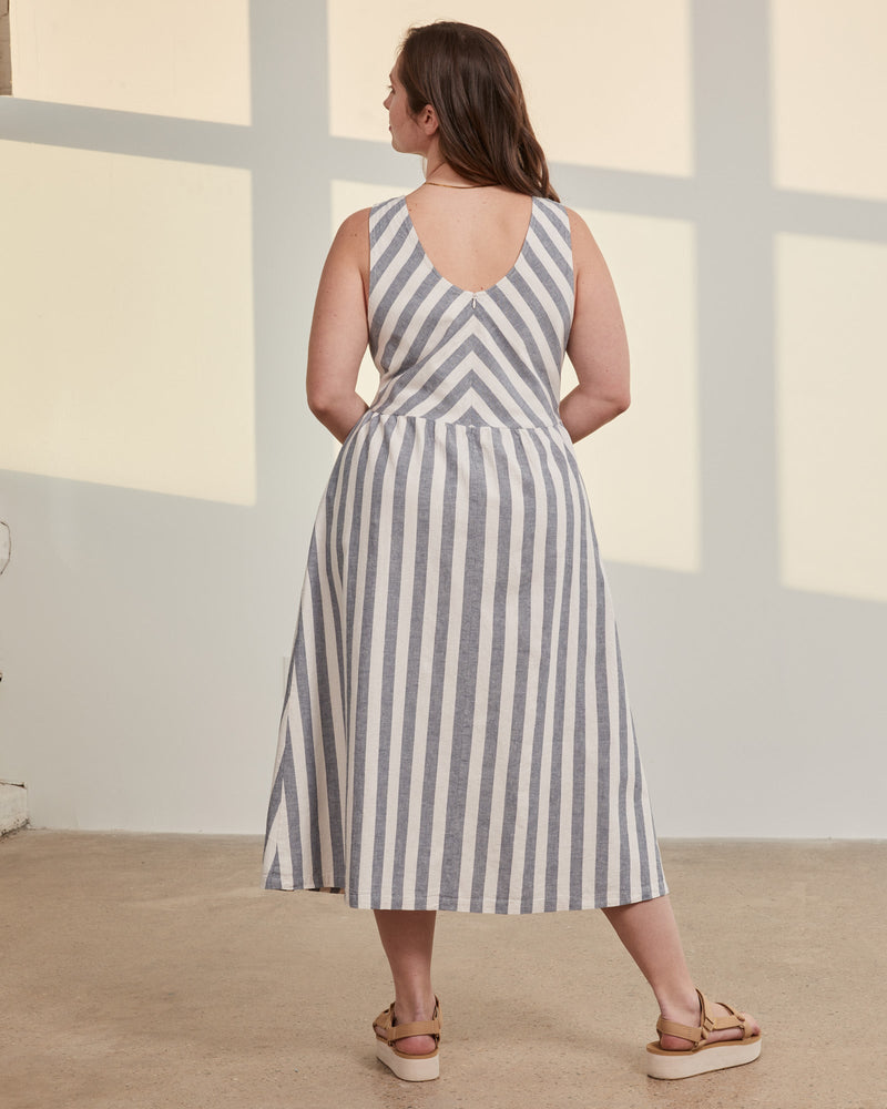 Load image into Gallery viewer, SoftHemp™ Chambray Midi Dress
