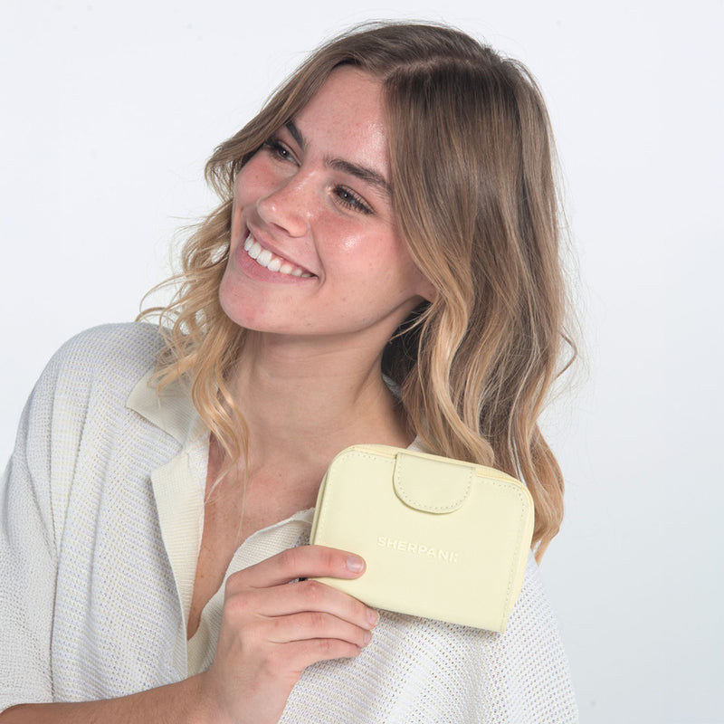 Load image into Gallery viewer, Barcelona | RFID Mini Wallet - Palm Green
