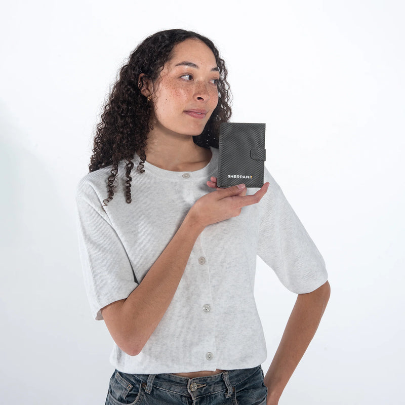 Load image into Gallery viewer, Vienna AT | Passport Wallet - Granite Grey
